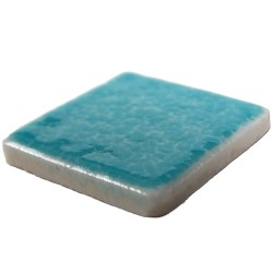 Emaux de Briare couleur BAHAMAS bleu turquoise brillants pour mosaïque 2,5 × 2,5 cm vue de profil