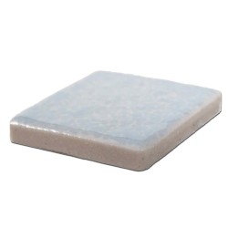 Emaux de Briare couleur ÉCUME bleu clair brillants pour mosaïque 2,5 × 2,5 cm vue de profil