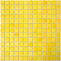 Emaux de Briare GENÊT jaune soleil brillants pour mosaïque 2,5 × 2,5 cm sur filet vendus à la plaque