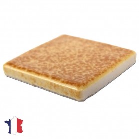 Emaux de Briare CORIANDRE caramel brillants pour mosaïque 2,5 × 2,5 cm sur filet vendus à la plaque ou par boîte de 9 plaques