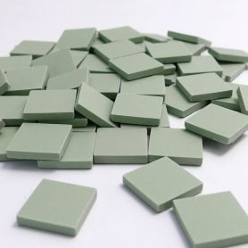 Grès cérame Pistache vert mat 2 × 2 cm vendu au 100 g